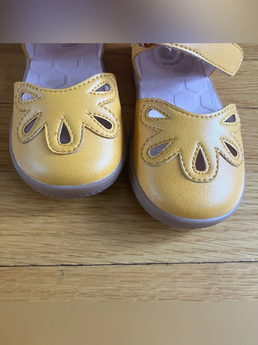 Livie & Luca Mustard Yellow Petals Mary Janes Shoes Toddler 9